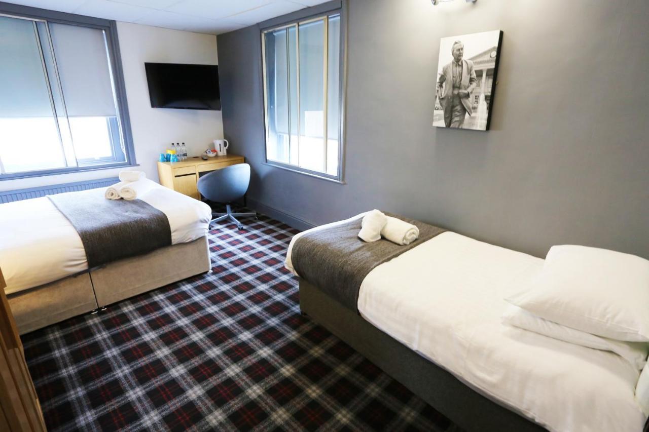 Huddersfield Hotel Екстериор снимка