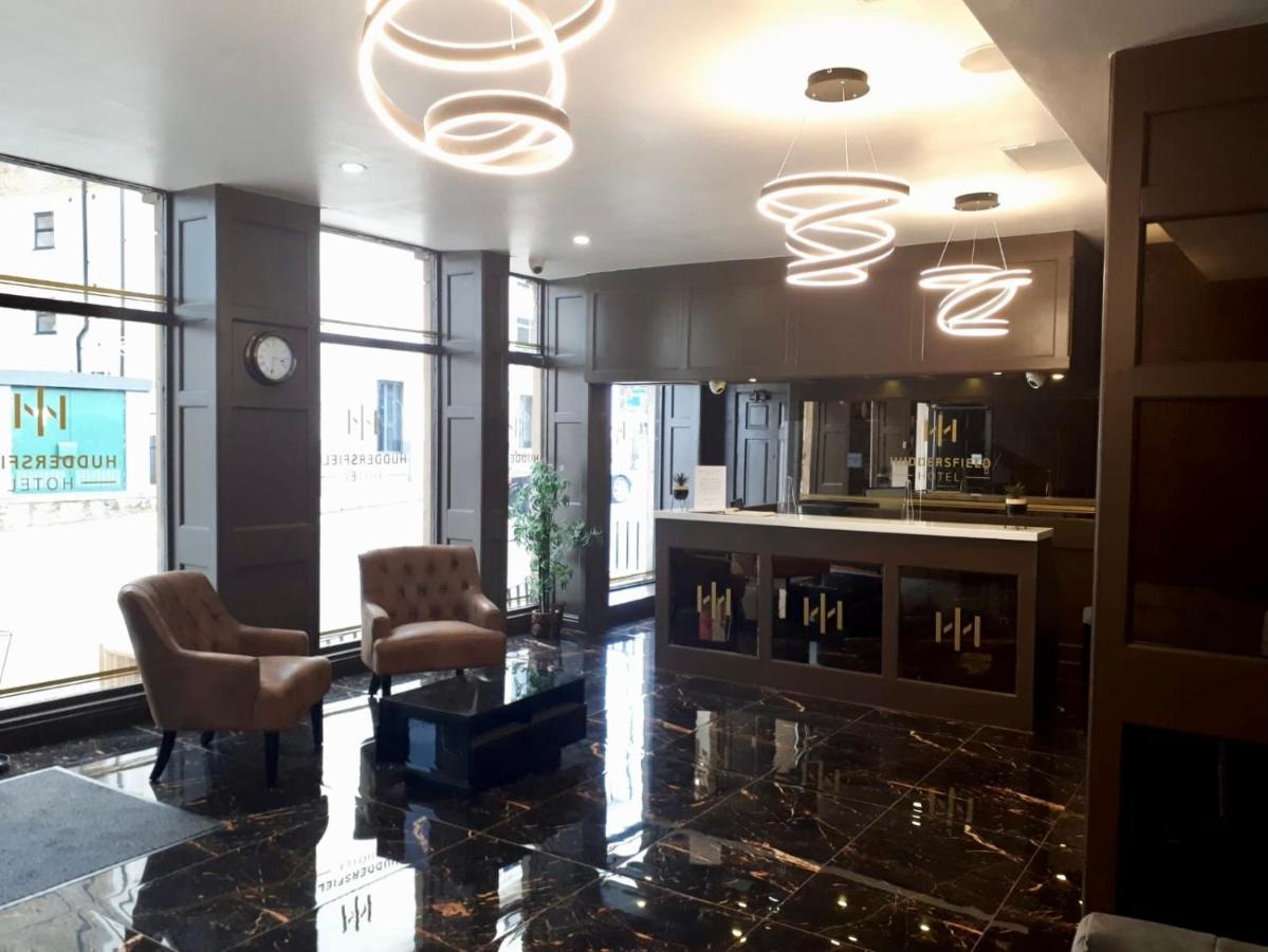 Huddersfield Hotel Екстериор снимка