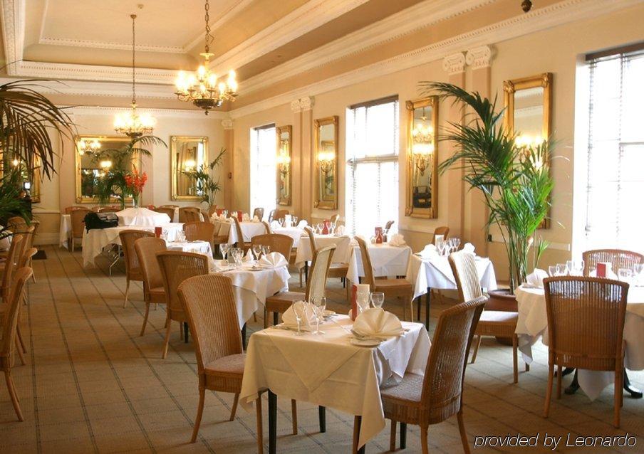 Huddersfield Hotel Екстериор снимка