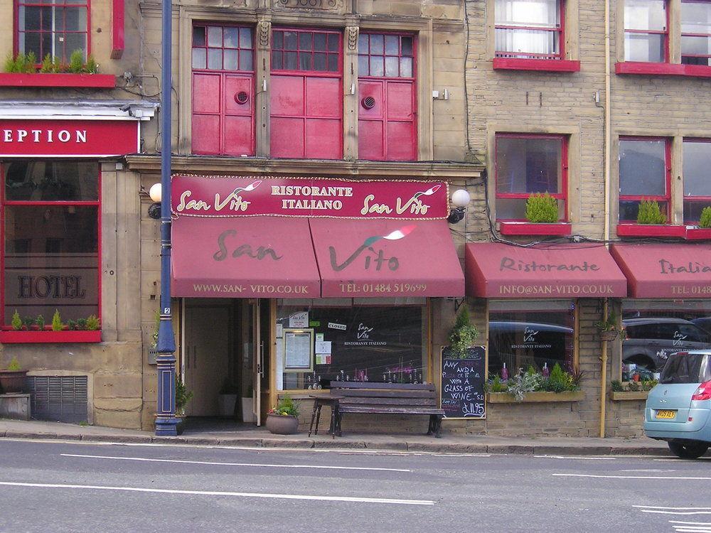 Huddersfield Hotel Екстериор снимка
