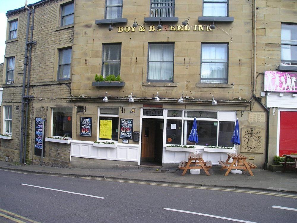 Huddersfield Hotel Екстериор снимка